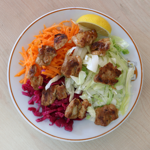 Tavuklu Salata